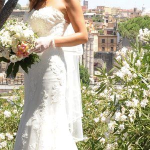Wedding dress